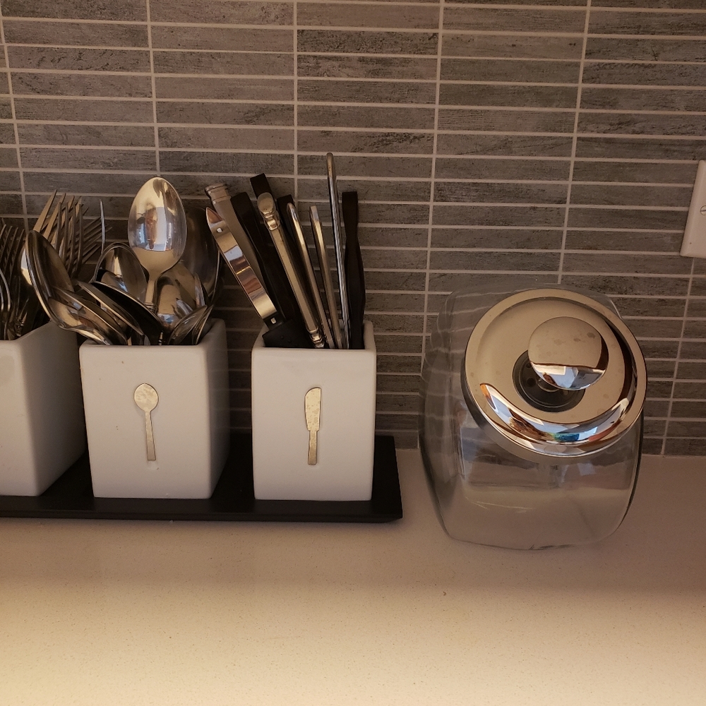 Glass jar for kitchen storage